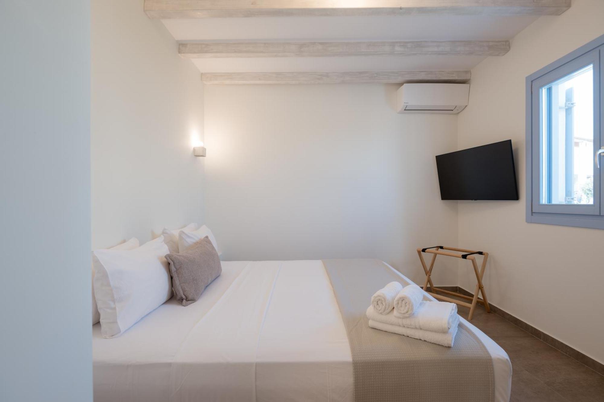 Ferienwohnung Aneliz Paros Exterior foto
